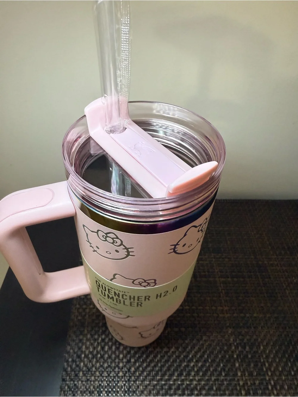 Stanley Pink Hello Kitty Insulated Travel Tumbler with Handle - Picture 3 of 4